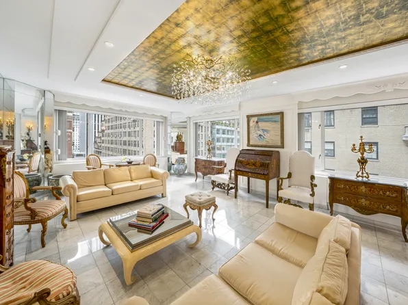 475 Park Avenue image 1 of 14