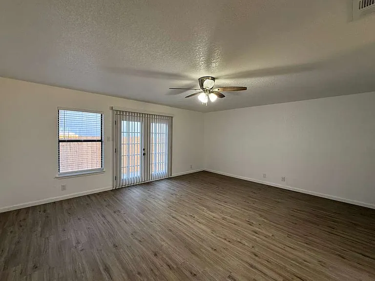 1015 Arrowhead Trl — Photo 7
