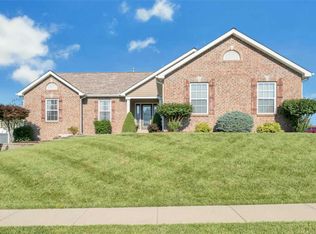 2496 Bear Creek Dr, Wentzville, MO 63385