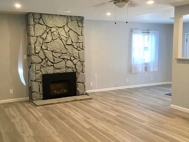 20470 Terry Ln — Photo 7
