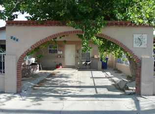 204 Cromwell Ave SW, Albuquerque, NM 87102