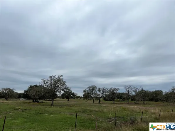 0 Cattle Guard Rd, Cuero, TX 77954