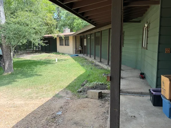 33 Sara Ln, College Station, TX 77845