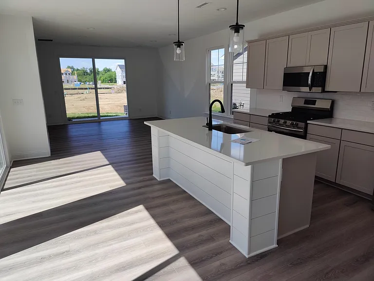 7020 Pickett Pl — Photo 7
