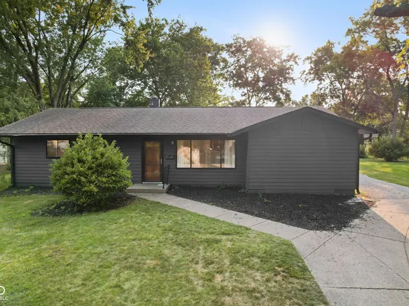 148 Park Ln, Carmel, IN 46032