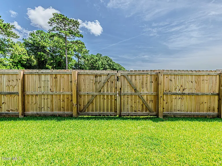 106 Chinkapin Ct — Photo 15