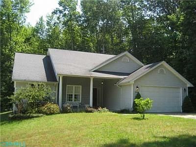 2nd image of 524 Floral Valley Dr W