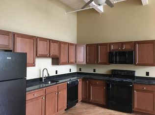 126 Belvidere St APT 109, Nazareth, PA 18064
