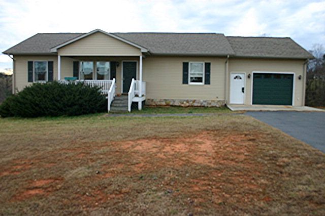 1st image of 110 Chestnut Meadows Dr