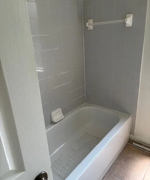 533 NW Avon Ave — Photo 10