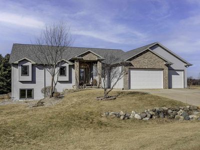 3296 Conservancy Estates Lane, Sun Prairie, WI, 53590