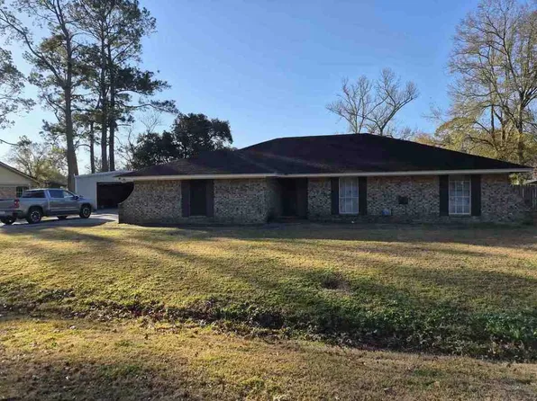 1911 W Ada Dr, Orange, TX 77632