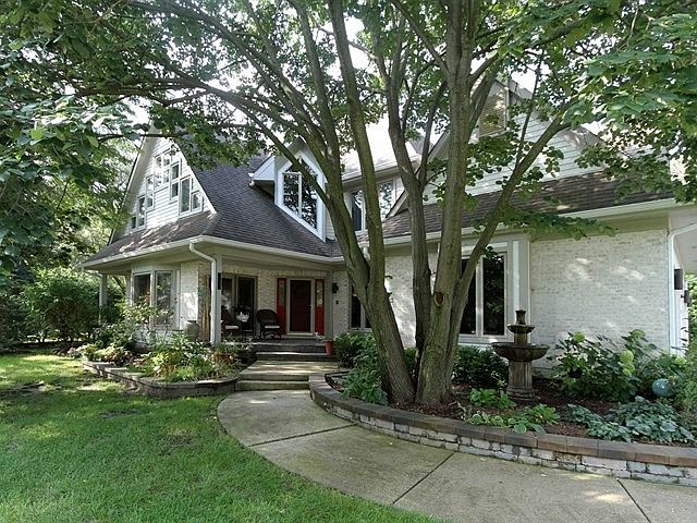 1st image of 2201 Black Oak Ct