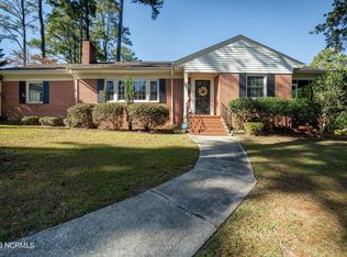 304 E Franklin St, Williamston, NC 27892