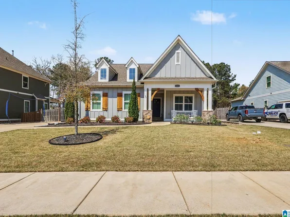 3059 Simms Lndg, Pelham, AL 35124