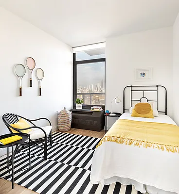 Sold by Compass | media 8