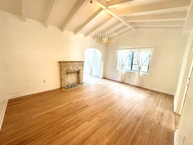 1534 Euclid Ave #D — Photo 4