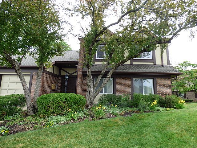 1st image of 423 Ramblewood Dr APT C