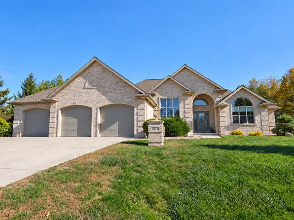 N4678 Esquina Ct, Krakow, WI 54137