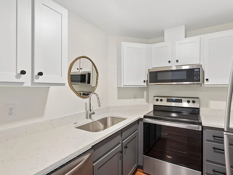 The Morgan $1000 Off First Month! — Photo 11