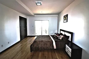 2409 Ocean Avenue, #2B