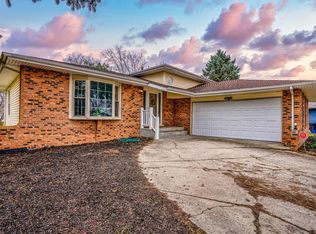 101 Poplar Ct, Hebron, IN 46341