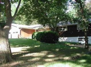 5118 S 80th St, Ralston, NE 68127