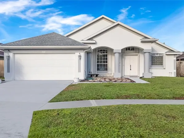 2303 Laurel Pine Ln, Orlando, FL 32837