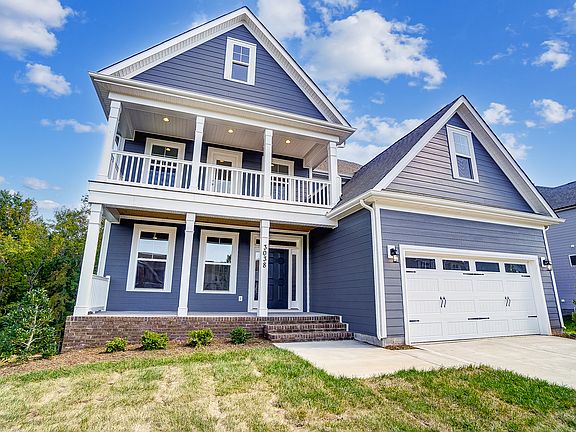 These photos are representative of this floor plan, but all options may not be available in every co