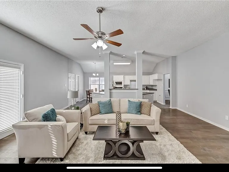 4913 Spanishmoss Dr — Photo 5