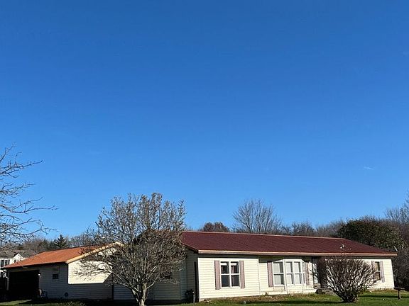 2nd image of 574 W Parsons Ave