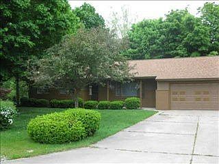 1st image of 1211 Holub Ln