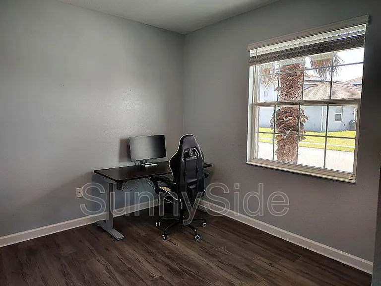 1047 Oak Bluff Dr — Photo 26