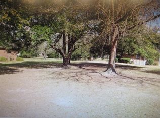 109 Oakview Cir, Manning, SC 29102