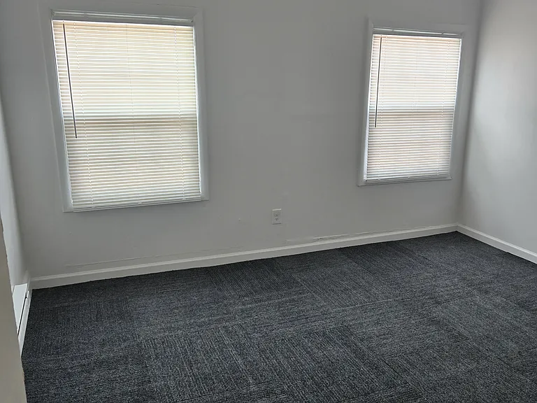 106 S Locust St — Photo 10