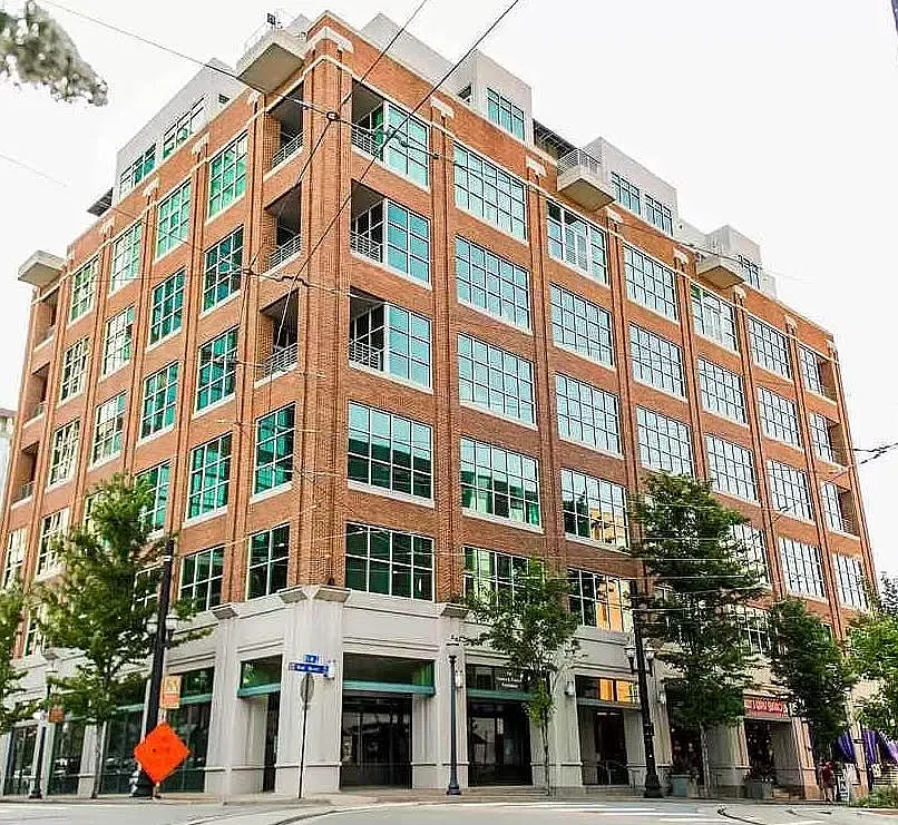 1 bed, 691 sqft, $1,750 — Photo 1
