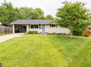 3817 Ren Rd, Fairfax, VA 22030