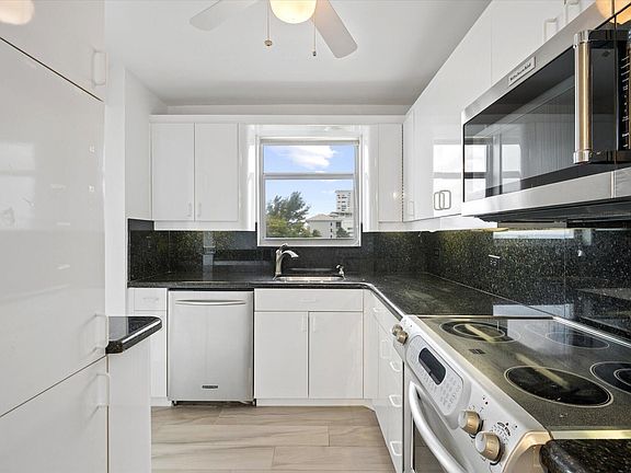 5th image of 1010 S Ocean Blvd APT 501