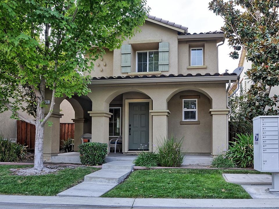 1st image of 10935 Wild Berry Ln