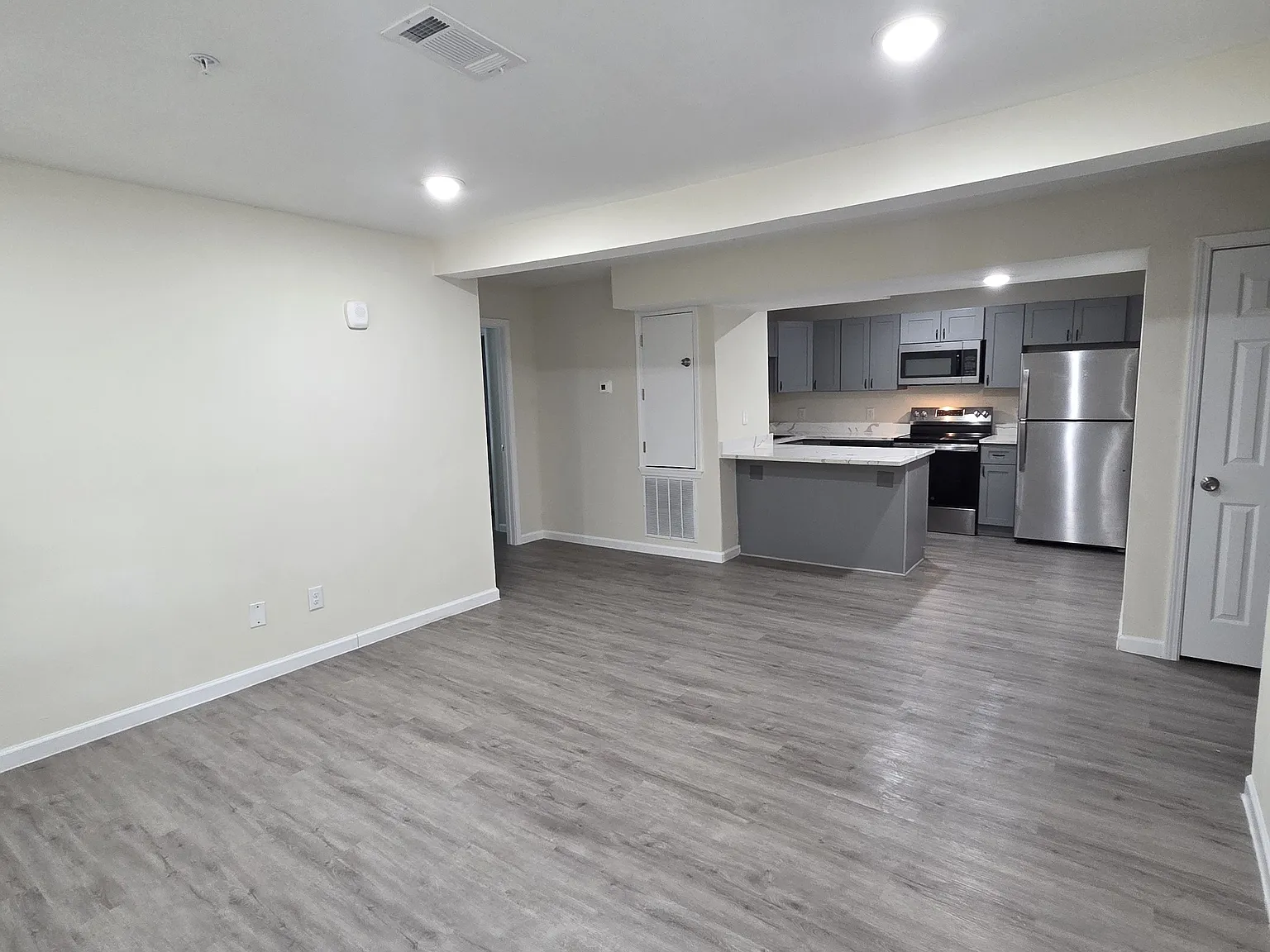 355 North 18th Street Unit 1202 — Photo 2