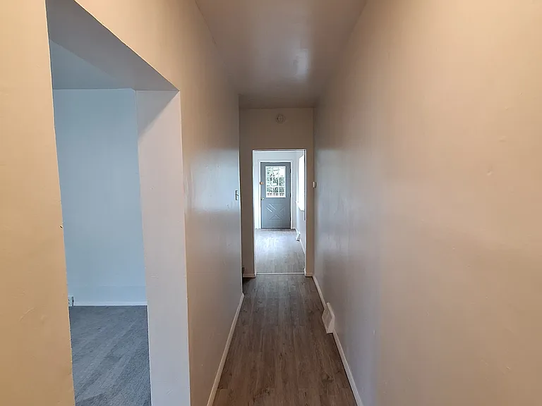 810 Etna St — Photo 4