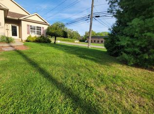 6585 Grosse Dr, Brookpark, OH 44142