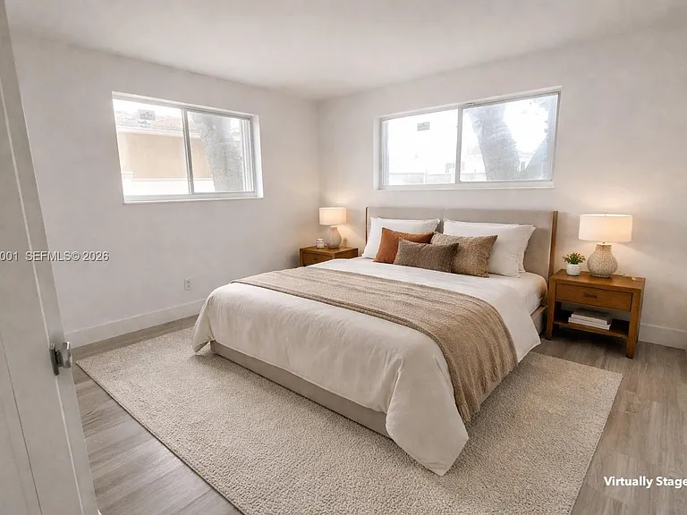 2840 NW 8th St — Photo 6