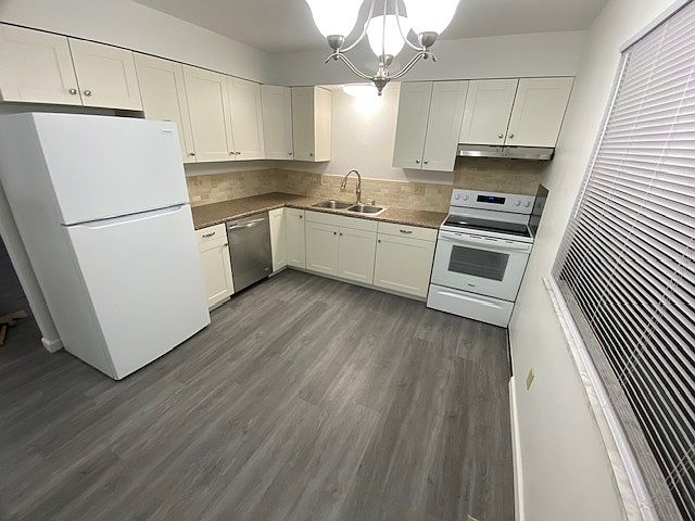 1st image of 1044 Sunhaven Dr