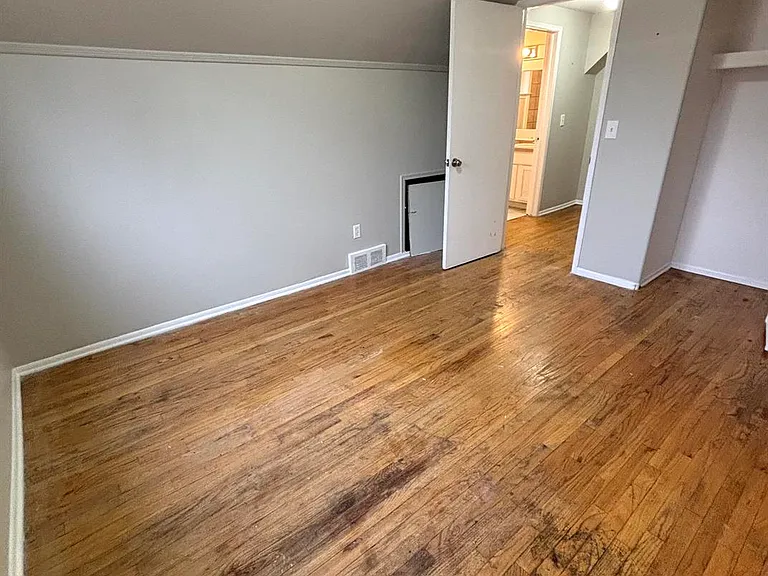 3815 Wedgewood Dr — Photo 6