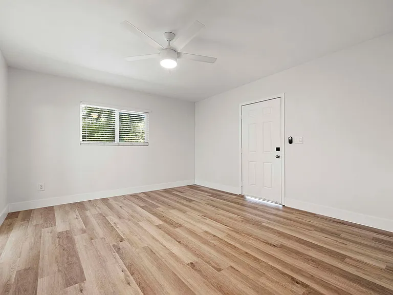 15105 Nurmi St — Photo 3