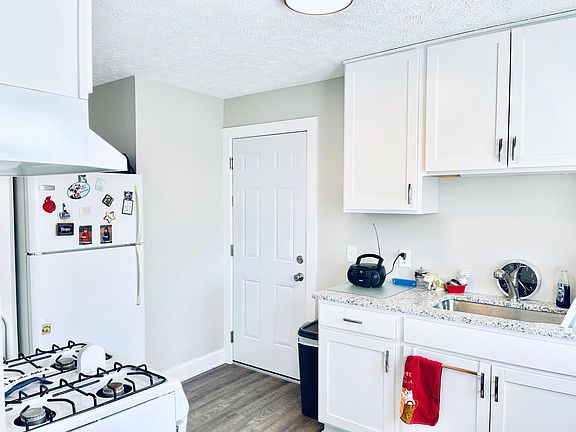 2nd image of 17011 Albers Ave #2