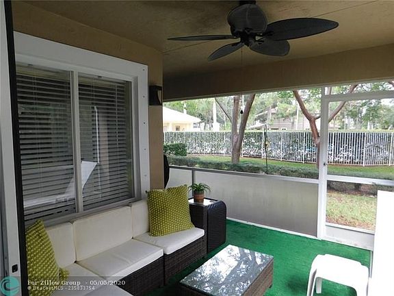 3rd image of 4751 Pinemore Ln #4751