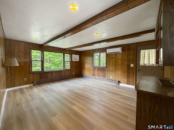 4th image of 81 Esther Avenue