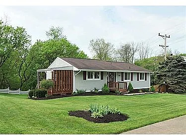 214 Baintree Rd photo 1